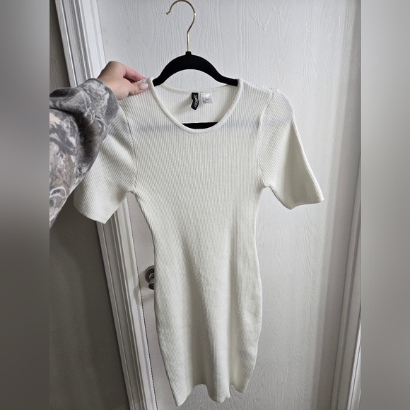 H&M Ribbed Dress - Picture 1 of 3
